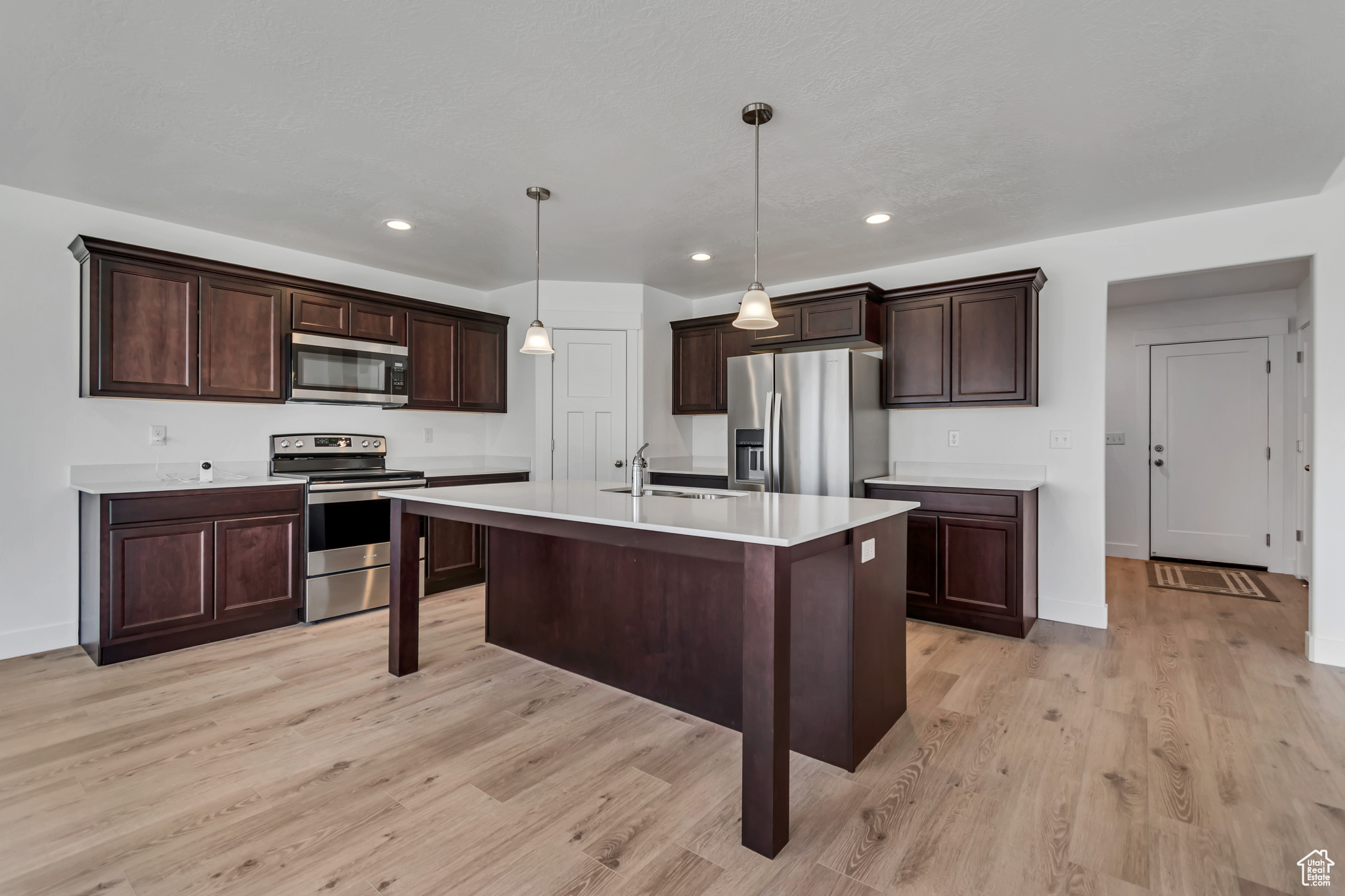 BRANDON PARK - Residential