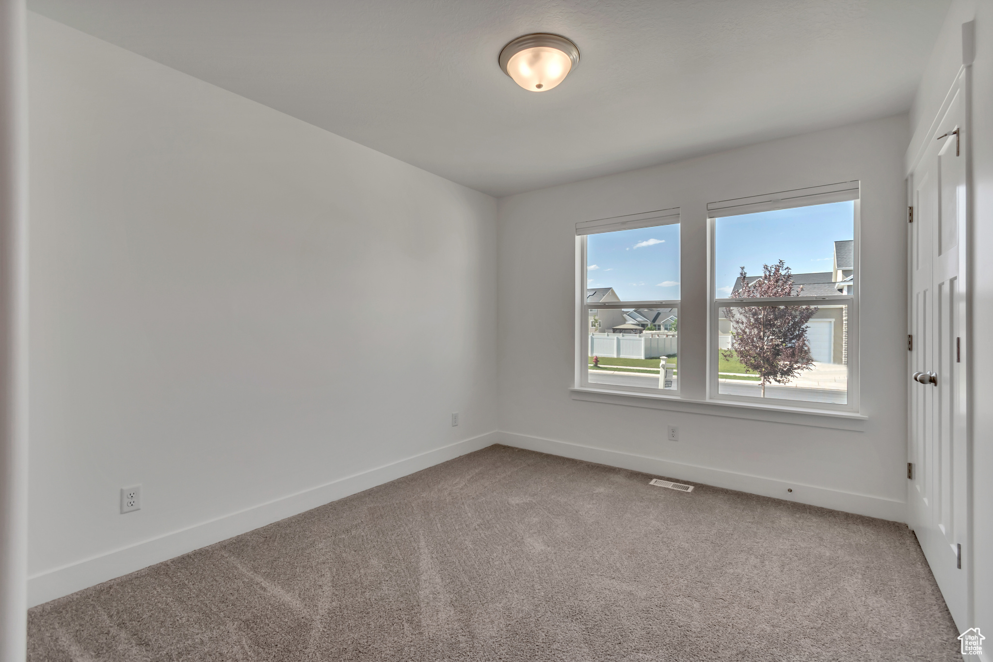 BRANDON PARK - Residential