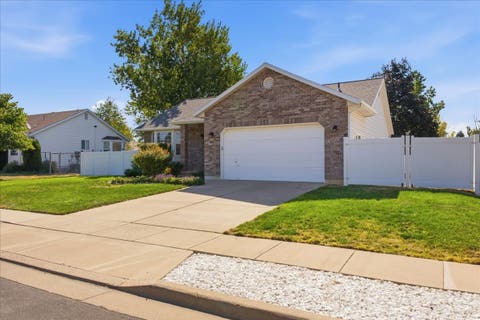 Tiny photo for 2847 W LINDI WAY, Layton, UT 84041 (MLS # 2176869)