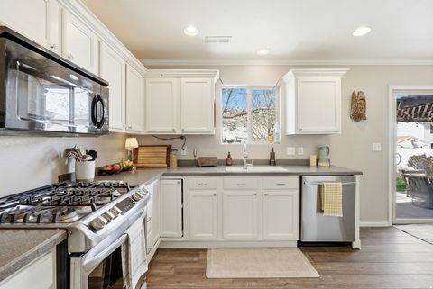 Tiny photo for 218 S 950 W, Spanish Fork, UT 84660 (MLS # 2147586)