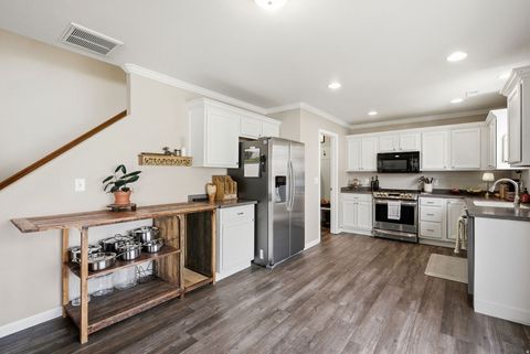 Tiny photo for 218 S 950 W, Spanish Fork, UT 84660 (MLS # 2147586)