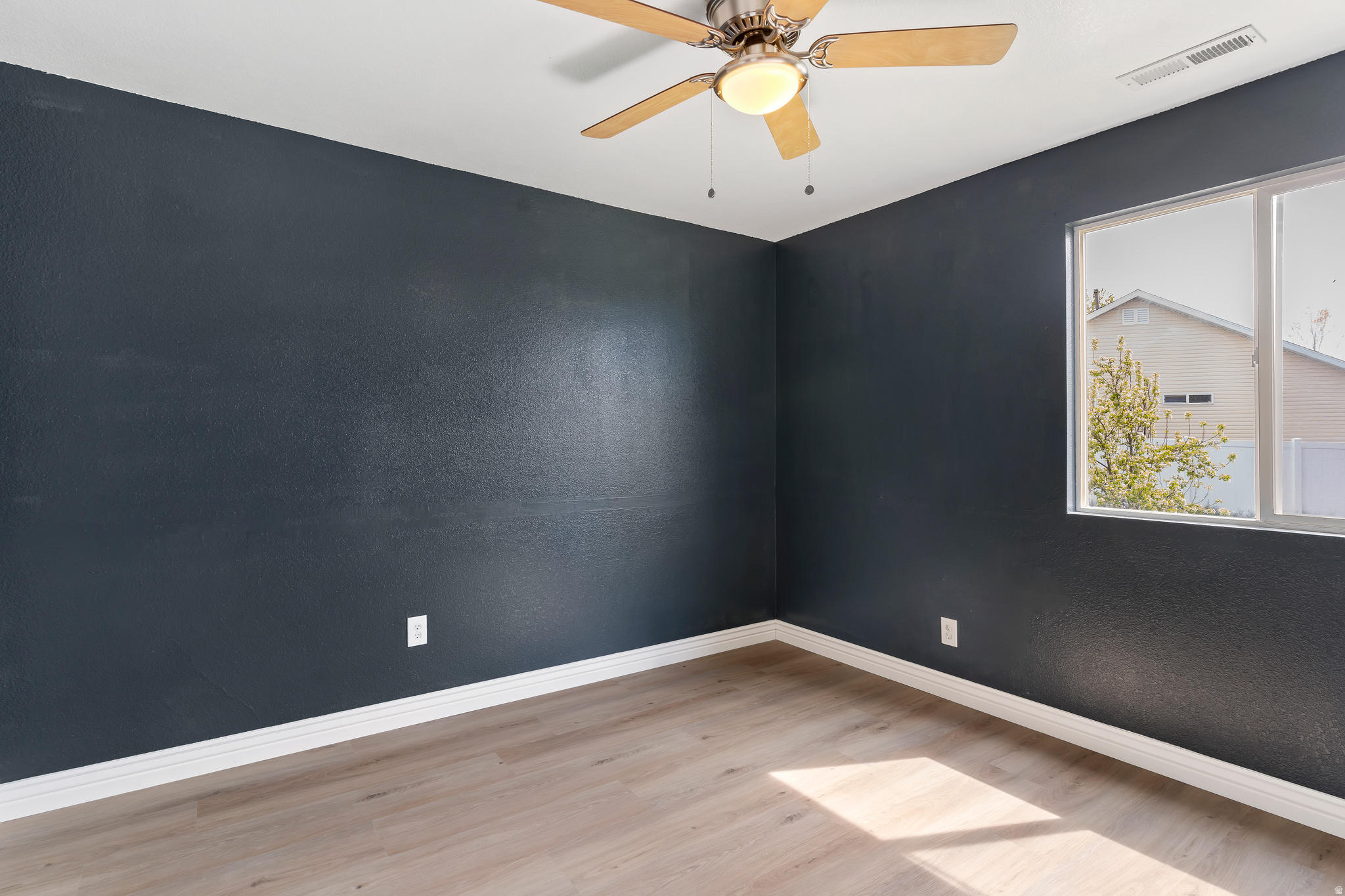 SEASONS - Residential