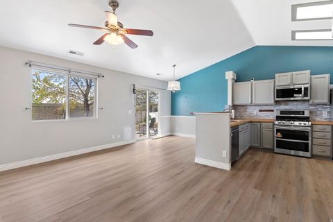 Tiny photo for 448 CHRISTINE WAY, Kaysville, UT 84037 (MLS # 2148870)