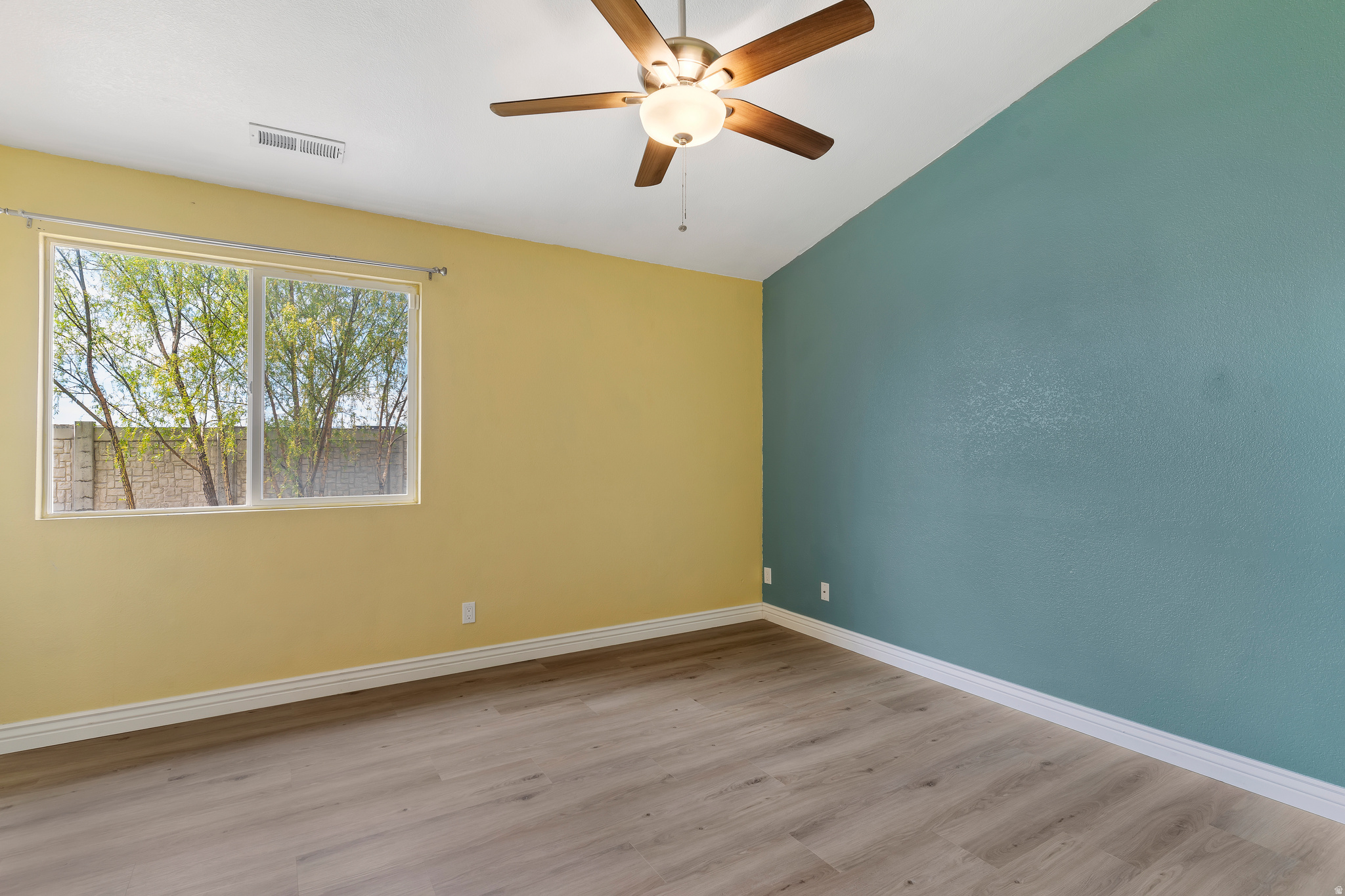 SEASONS - Residential