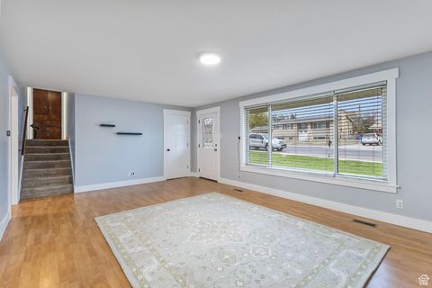 Tiny photo for 735 N 1000 E, Lehi, UT 84043 (MLS # 2119708)