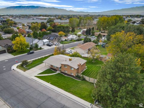 Tiny photo for 735 N 1000 E, Lehi, UT 84043 (MLS # 2119708)