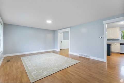 Tiny photo for 735 N 1000 E, Lehi, UT 84043 (MLS # 2119708)