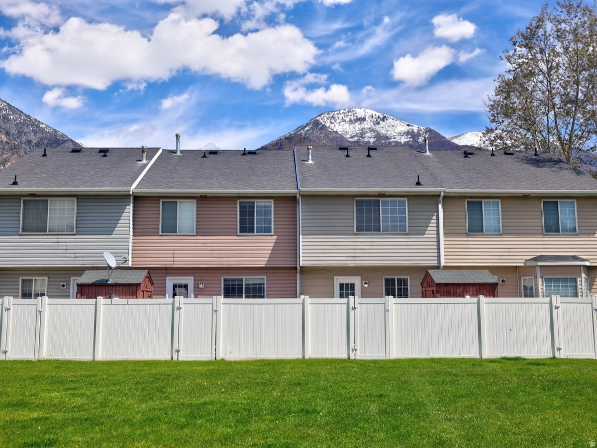 EASTGATE TOWNHOMES - Residential