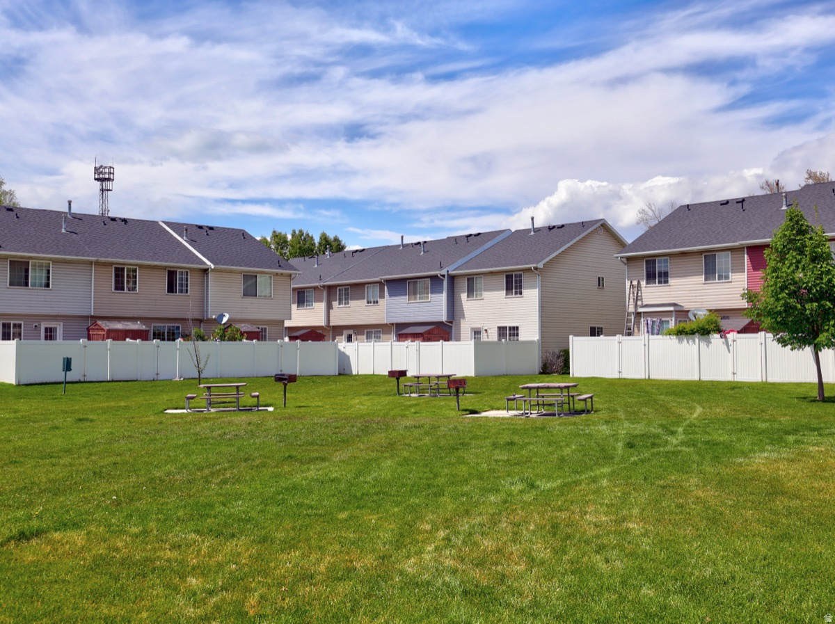 EASTGATE TOWNHOMES - Residential