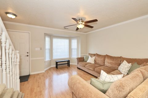 Tiny photo for 1042 S 810 E, Provo, UT 84606 (MLS # 2156411)