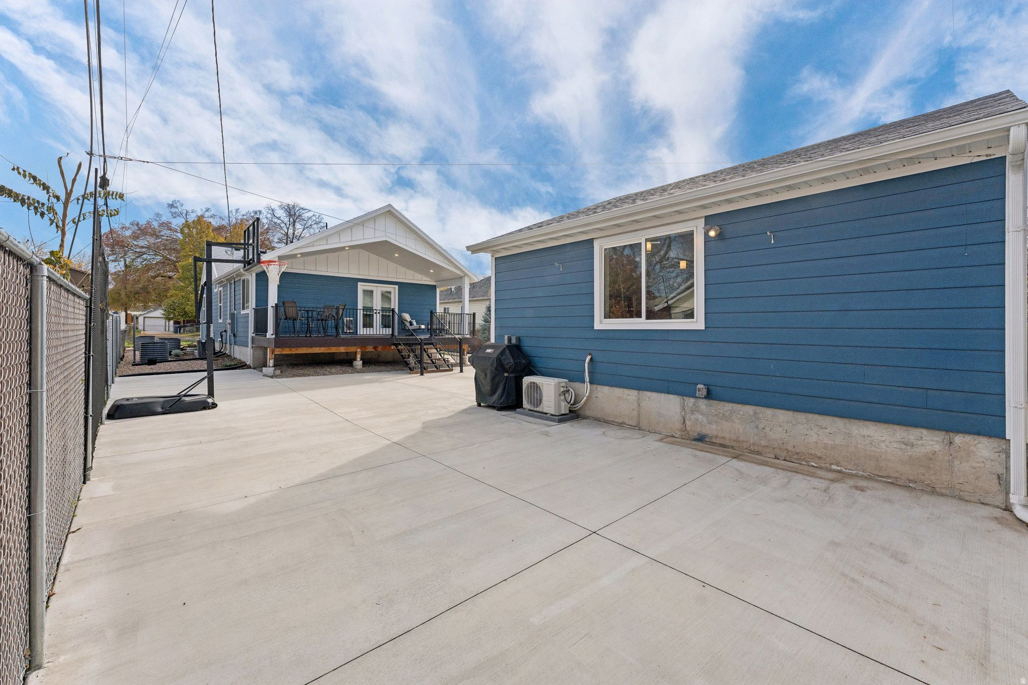 SUNSHINE ACRES - Residential