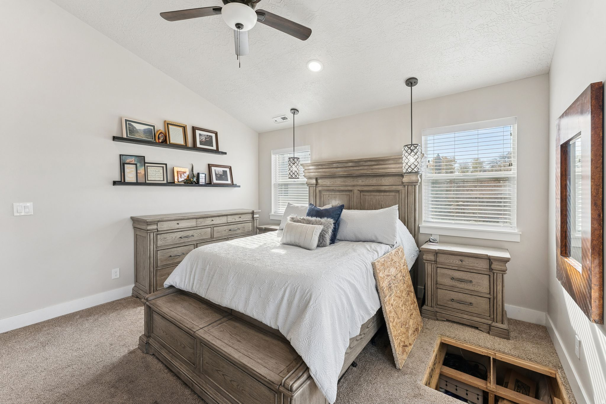 SUNSHINE ACRES - Residential