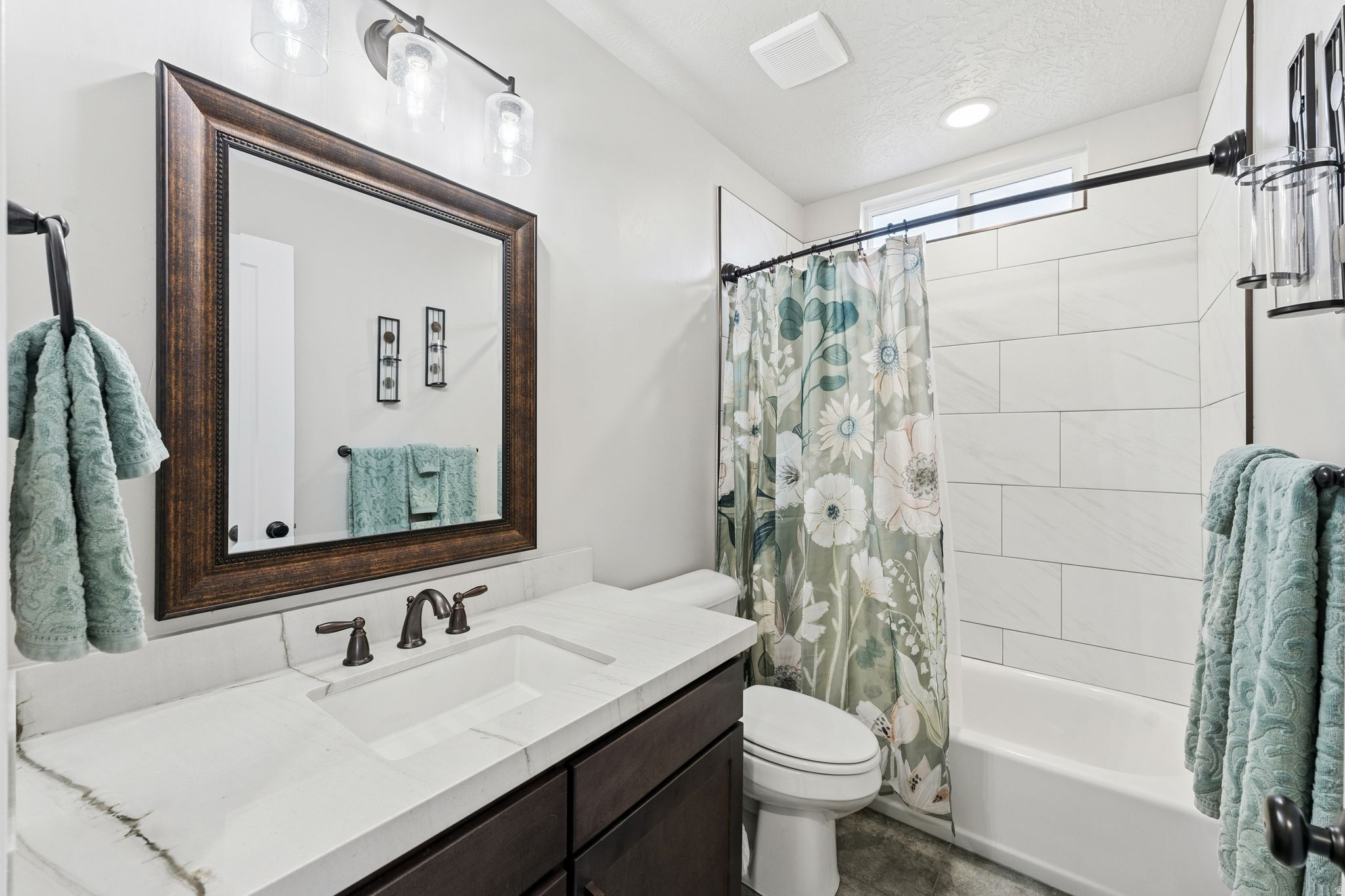 SUNSHINE ACRES - Residential