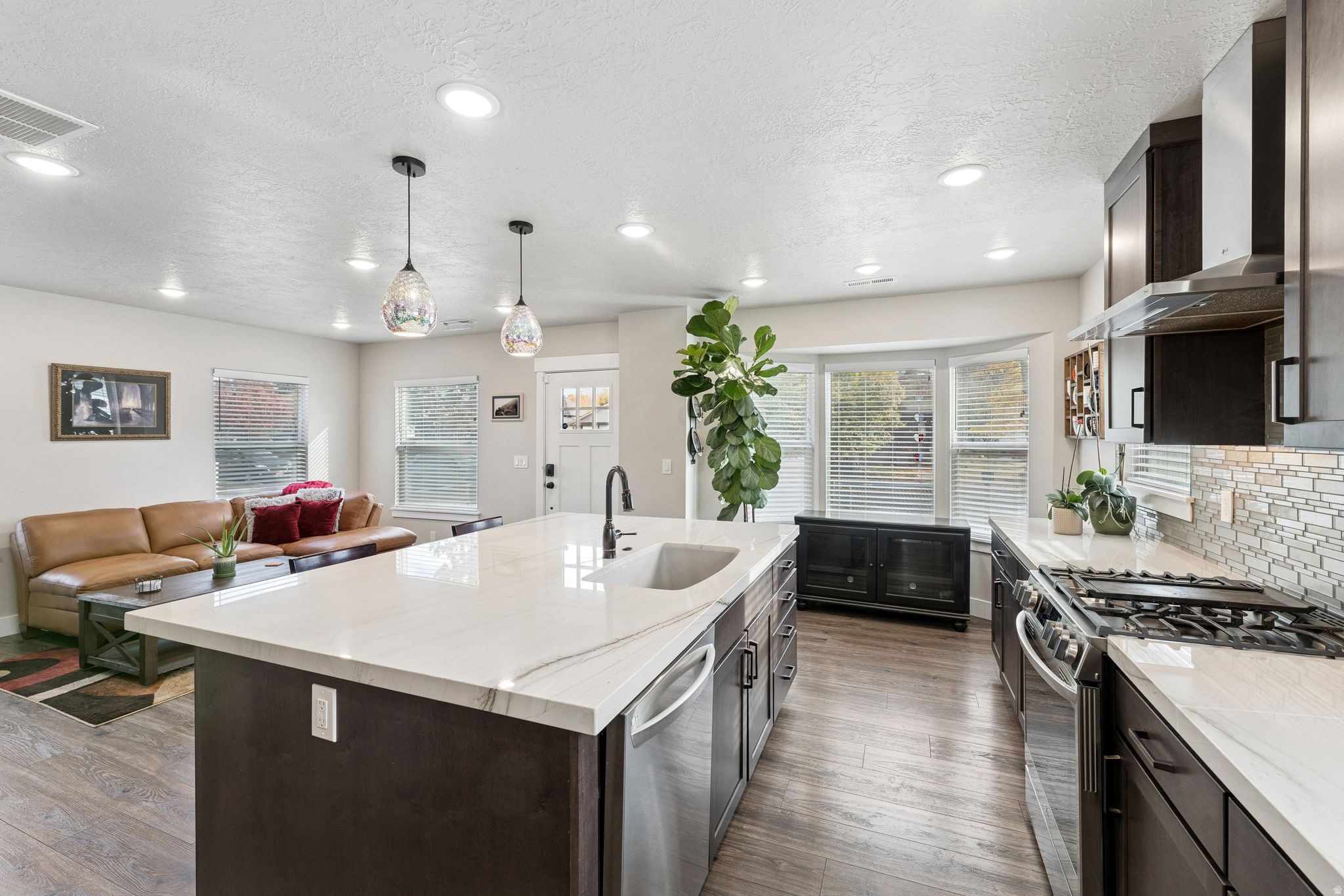 SUNSHINE ACRES - Residential