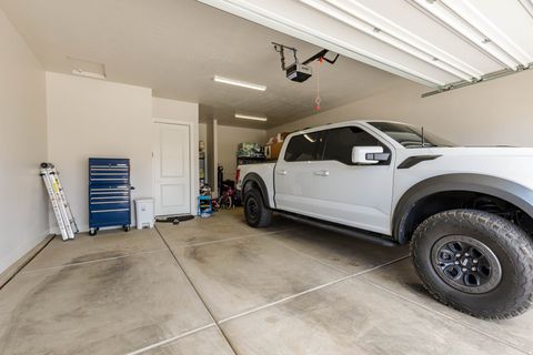 Tiny photo for 4552 S SOPHIA LN, Washington, UT 84780 (MLS # 2154319)