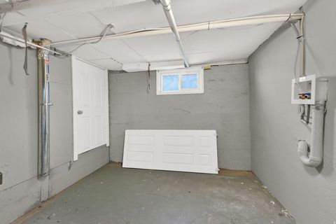 Tiny photo for 895 SULLIVAN RD, Ogden, UT 84403 (MLS # 2134799)