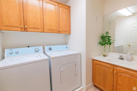 Tiny photo for 947 N 830 W, Orem, UT 84057 (MLS # 2115982)
