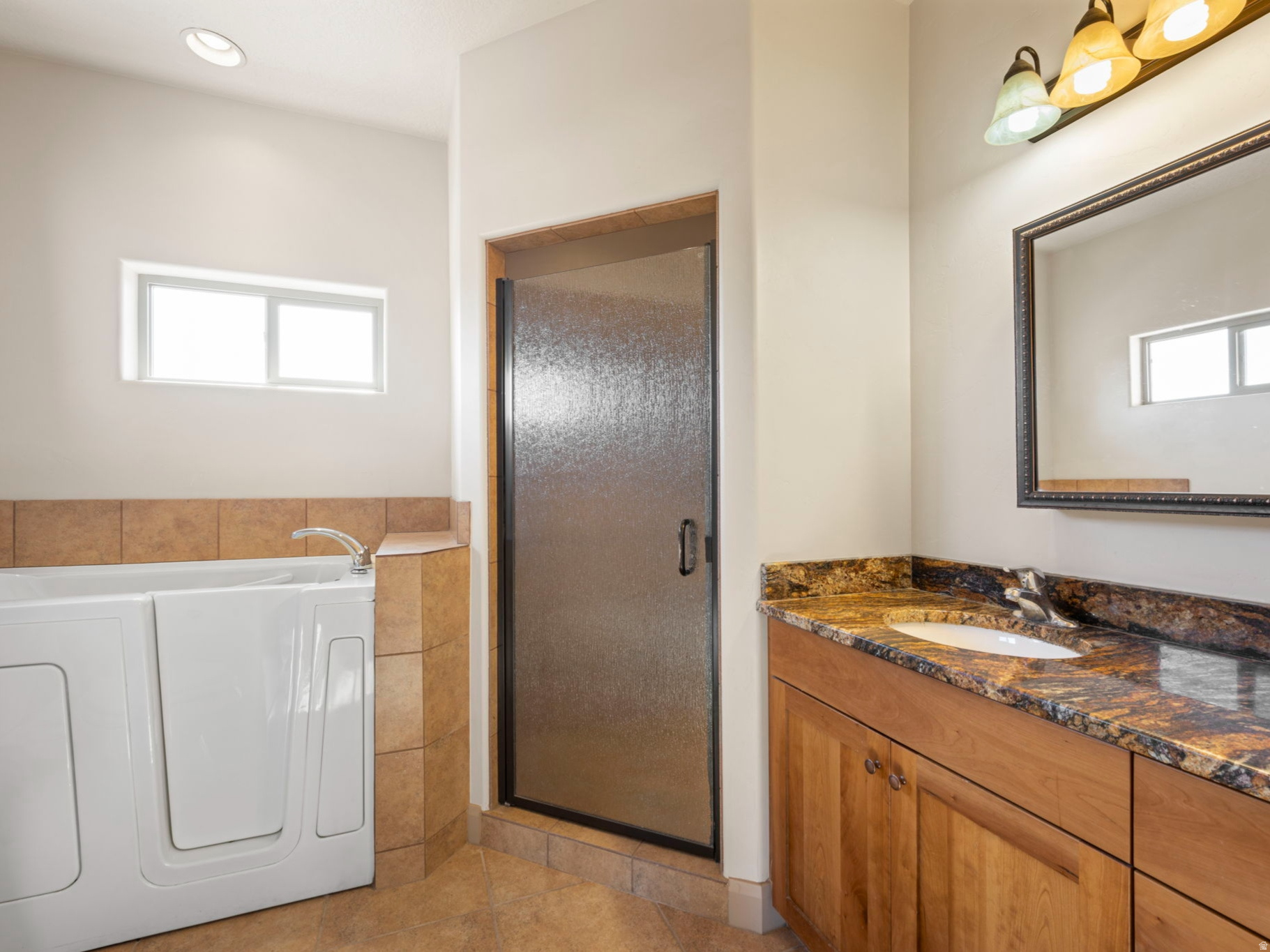 ROCKY BLUFFS SUB - Residential