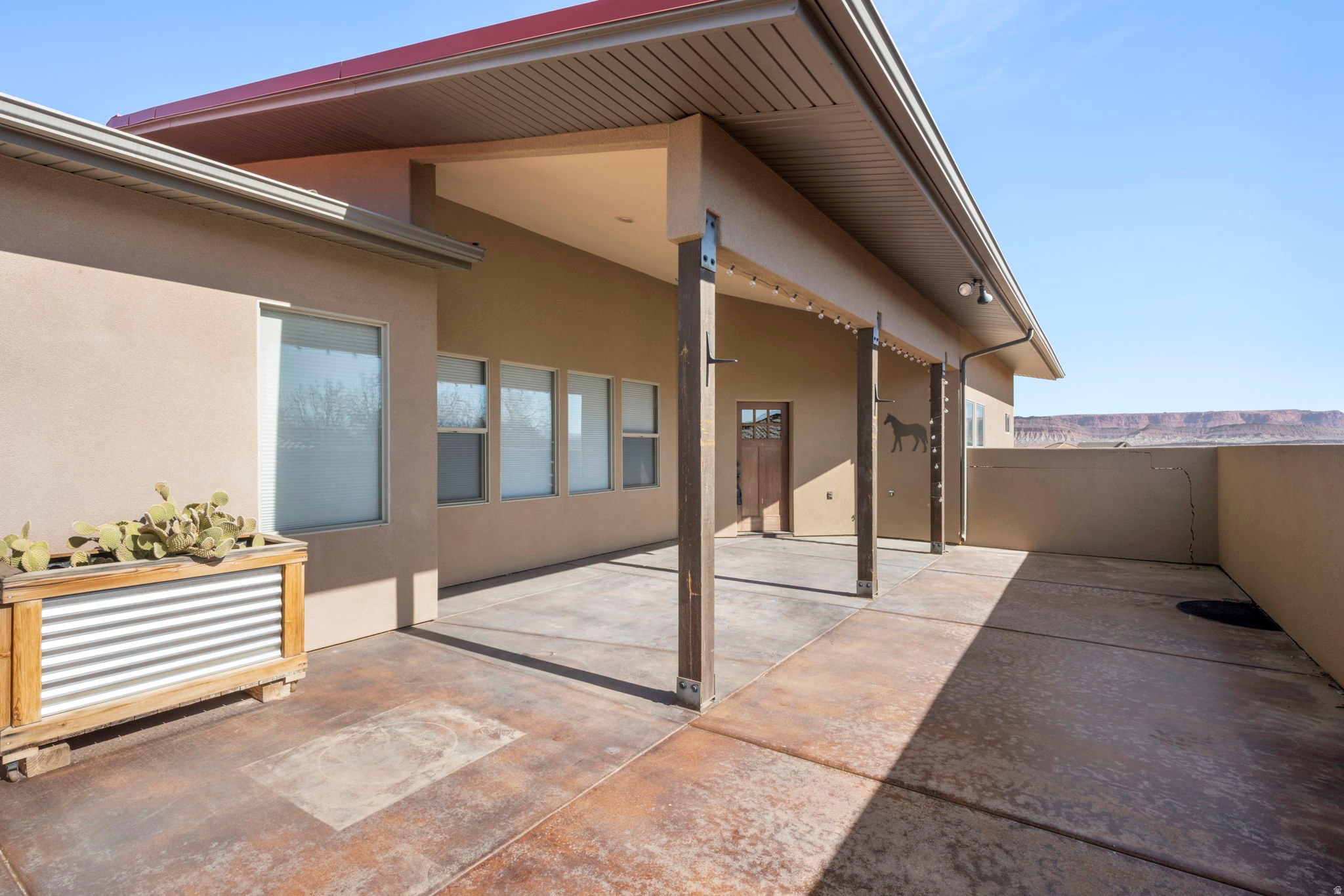 ROCKY BLUFFS SUB - Residential