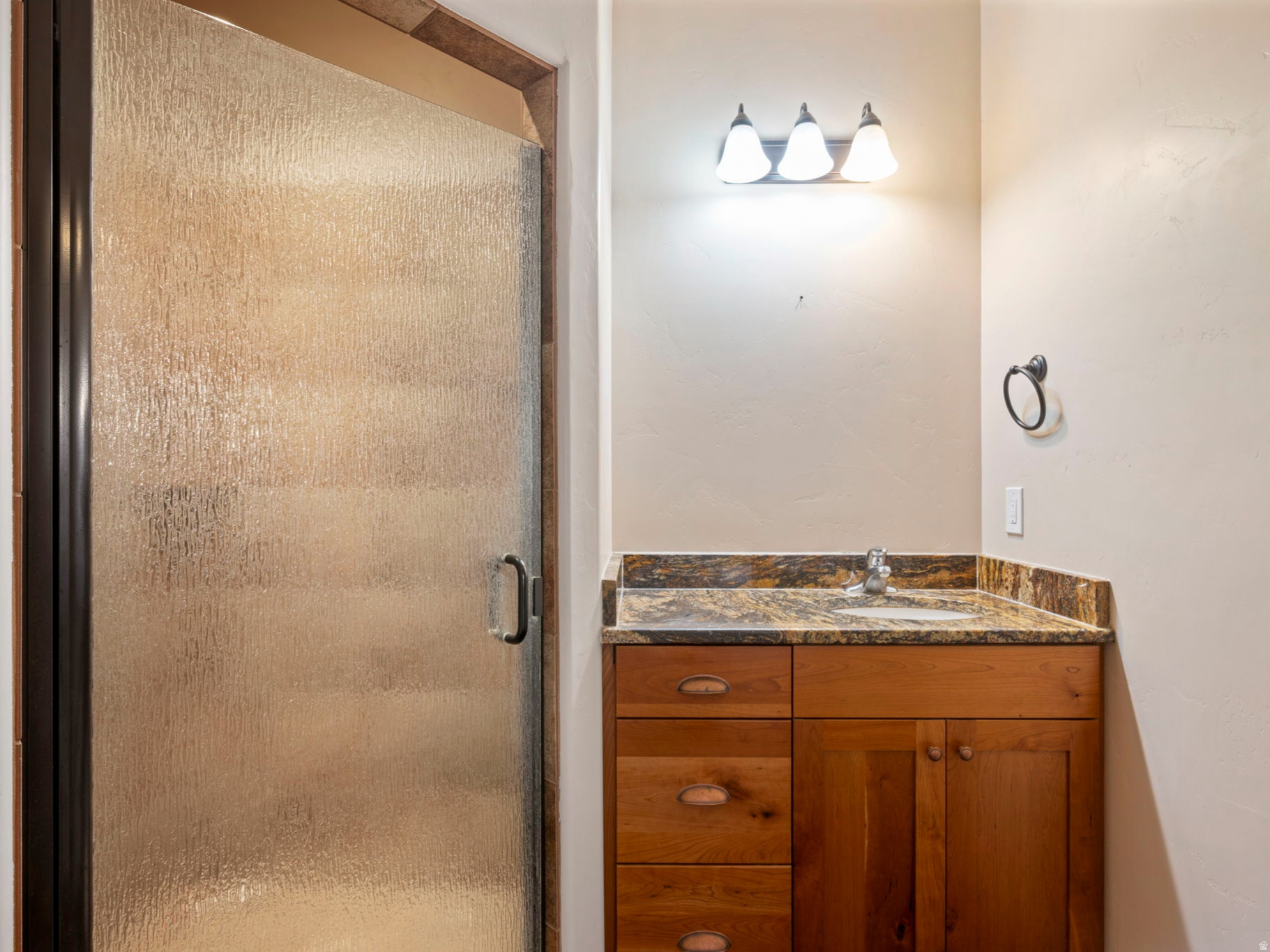 ROCKY BLUFFS SUB - Residential