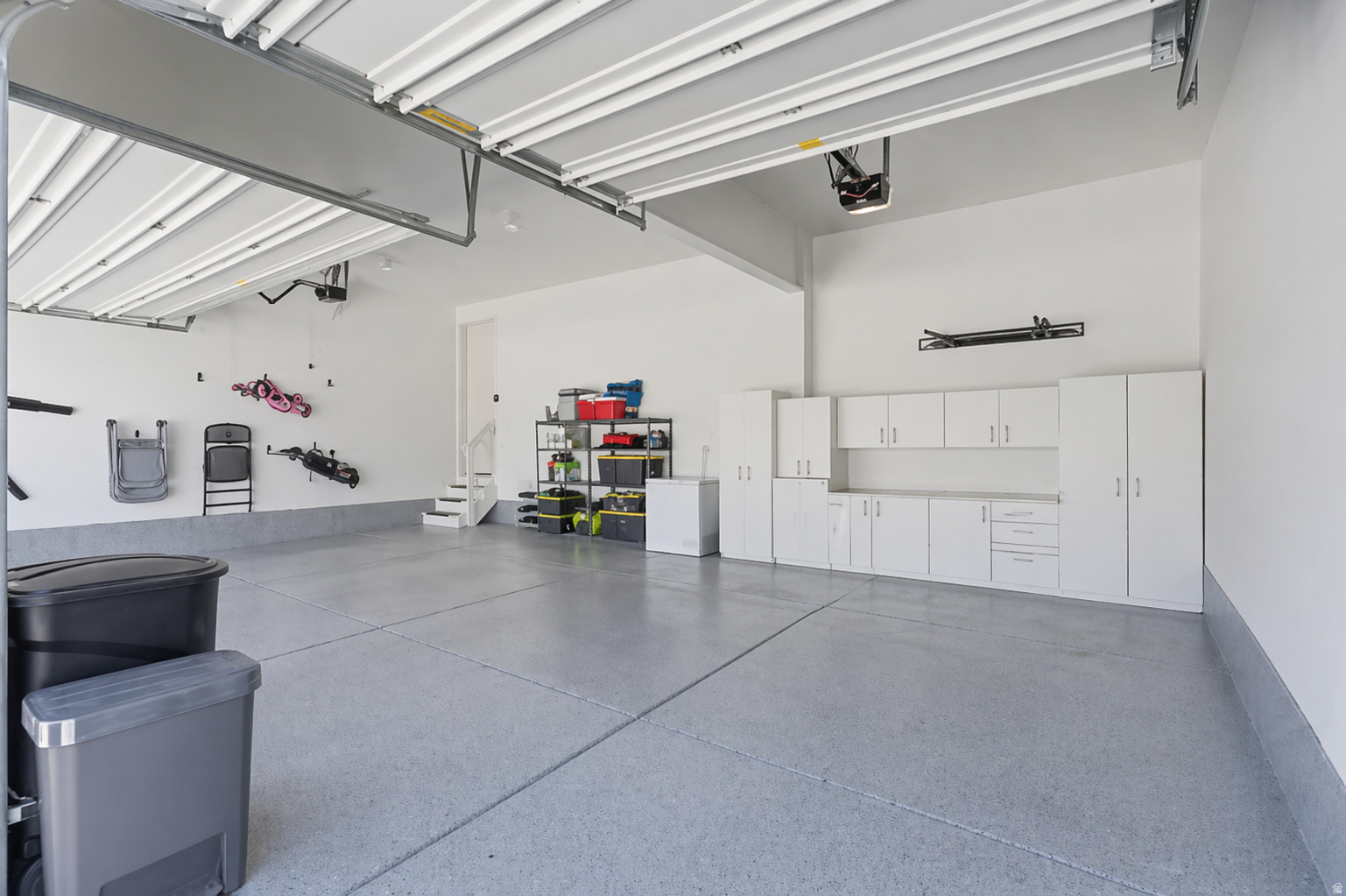 SUNSET RIDGE - Residential