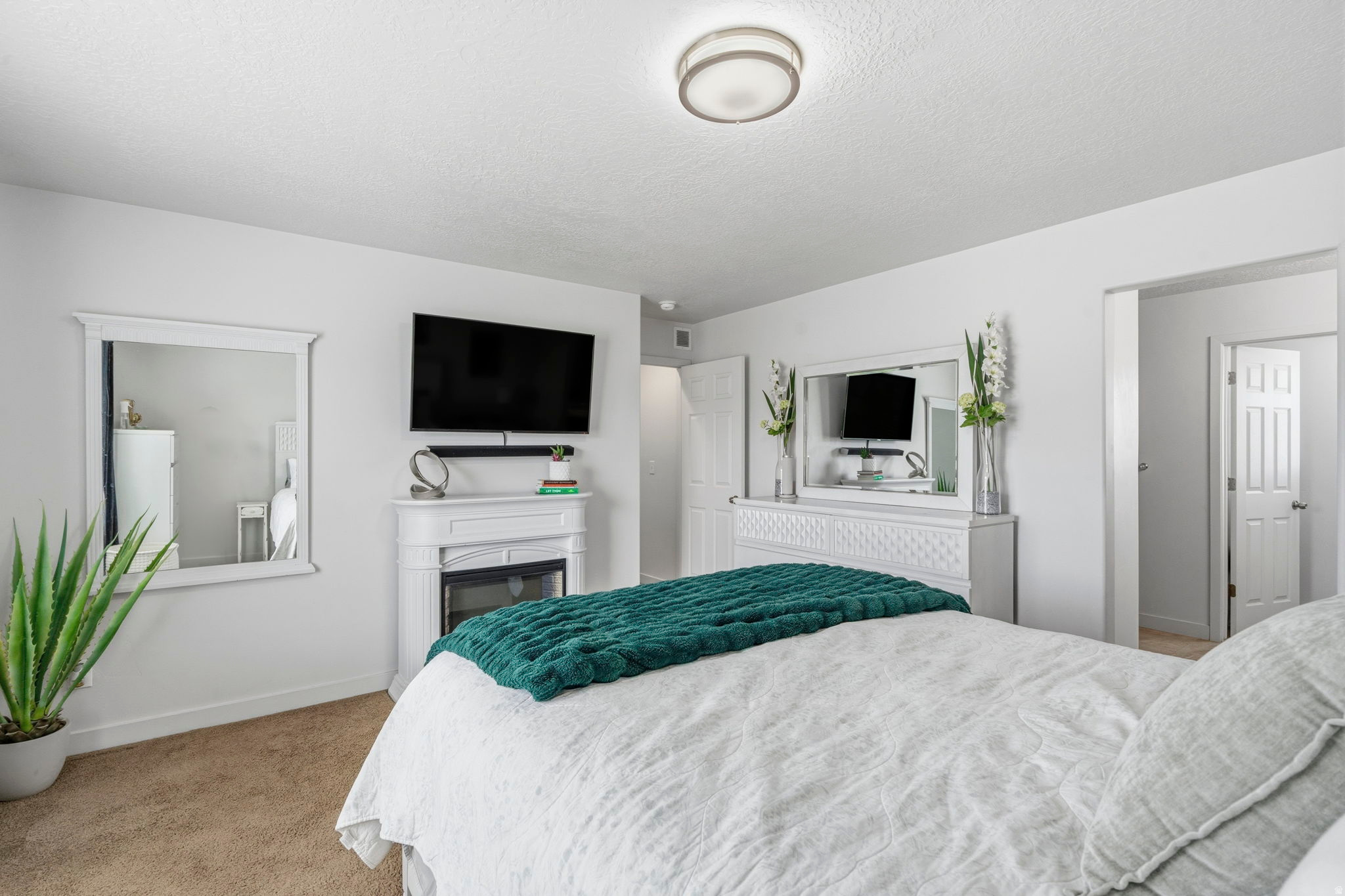 SUNSET RIDGE - Residential