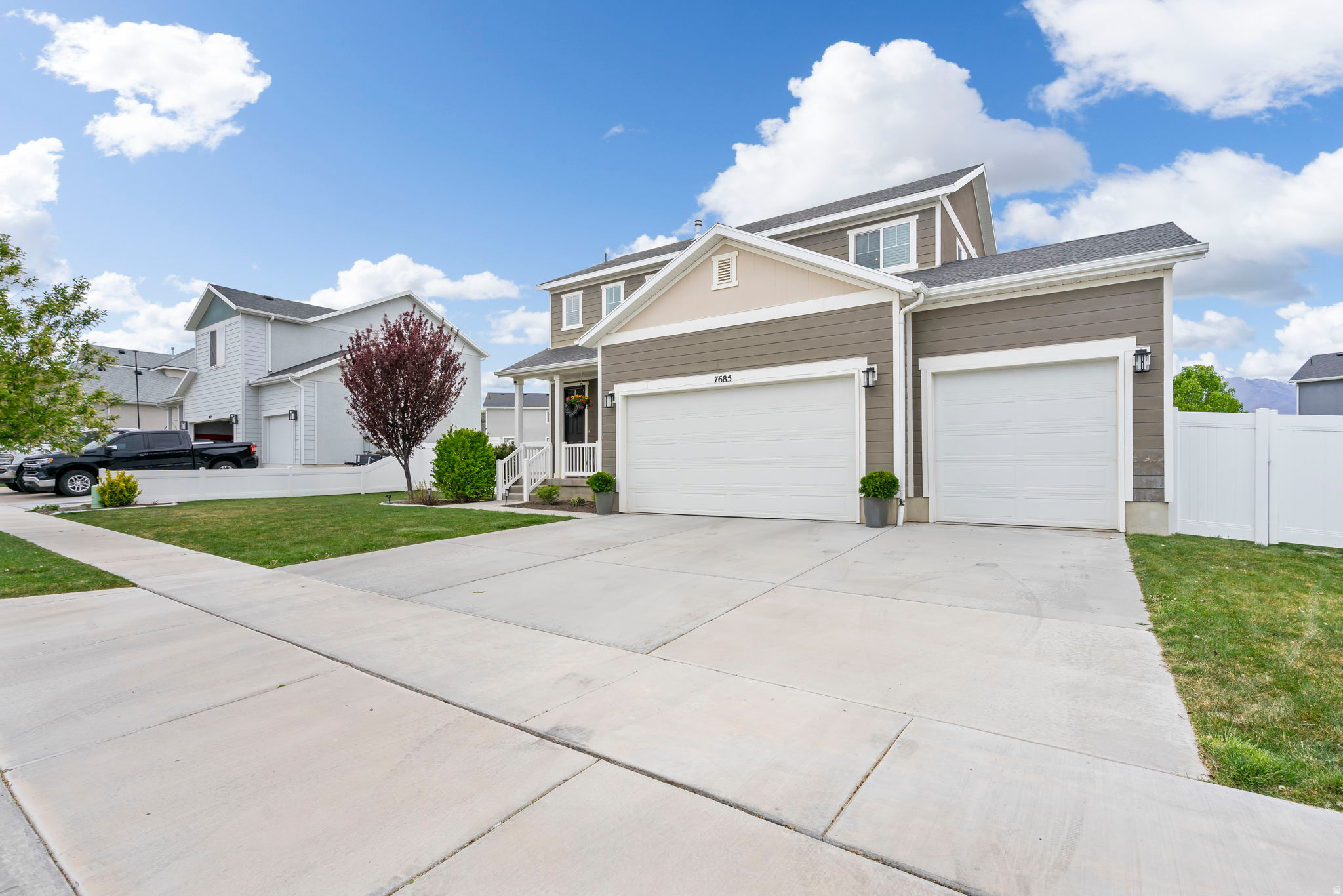 SUNSET RIDGE - Residential