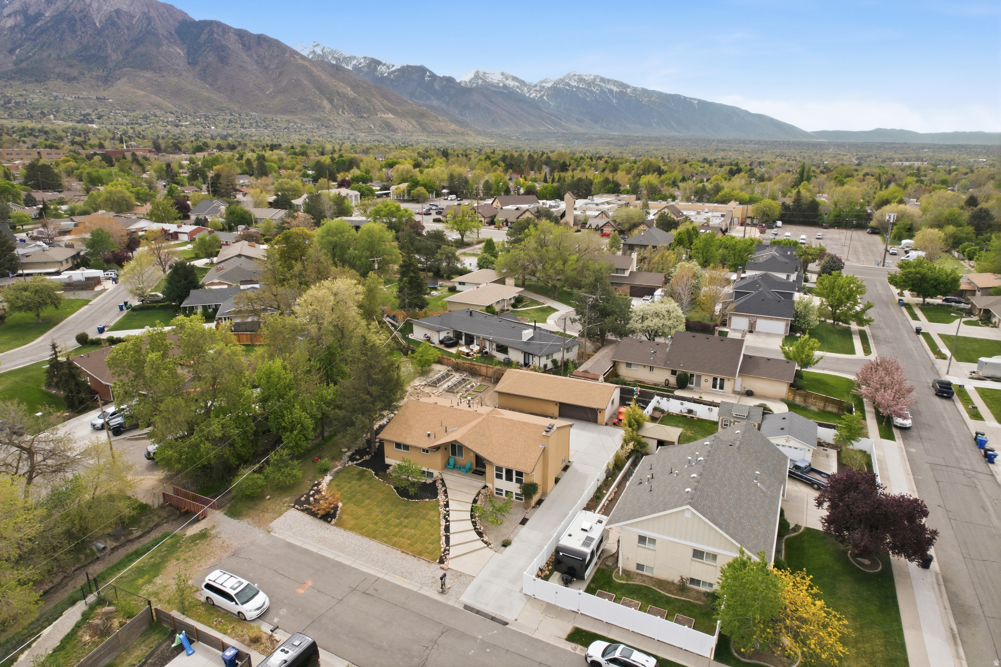 JACKSON HEIGHTS - Residential