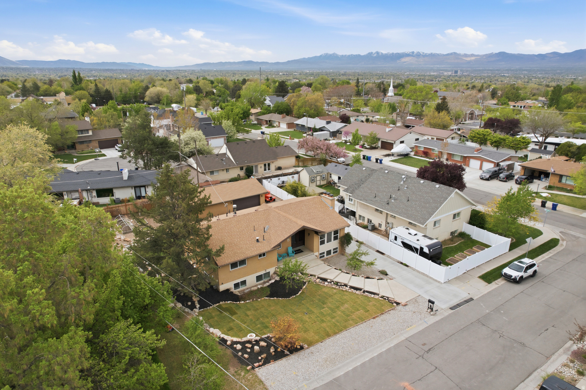 JACKSON HEIGHTS - Residential