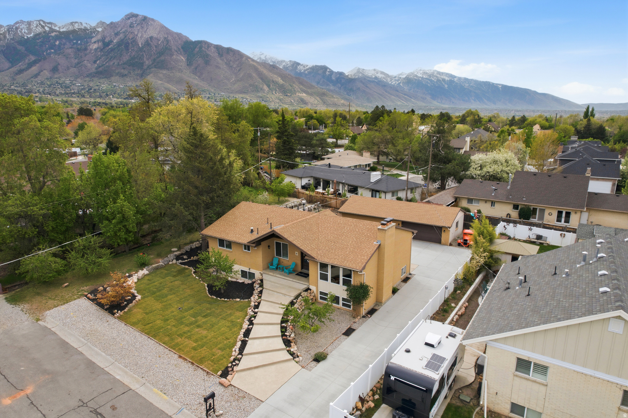 JACKSON HEIGHTS - Residential