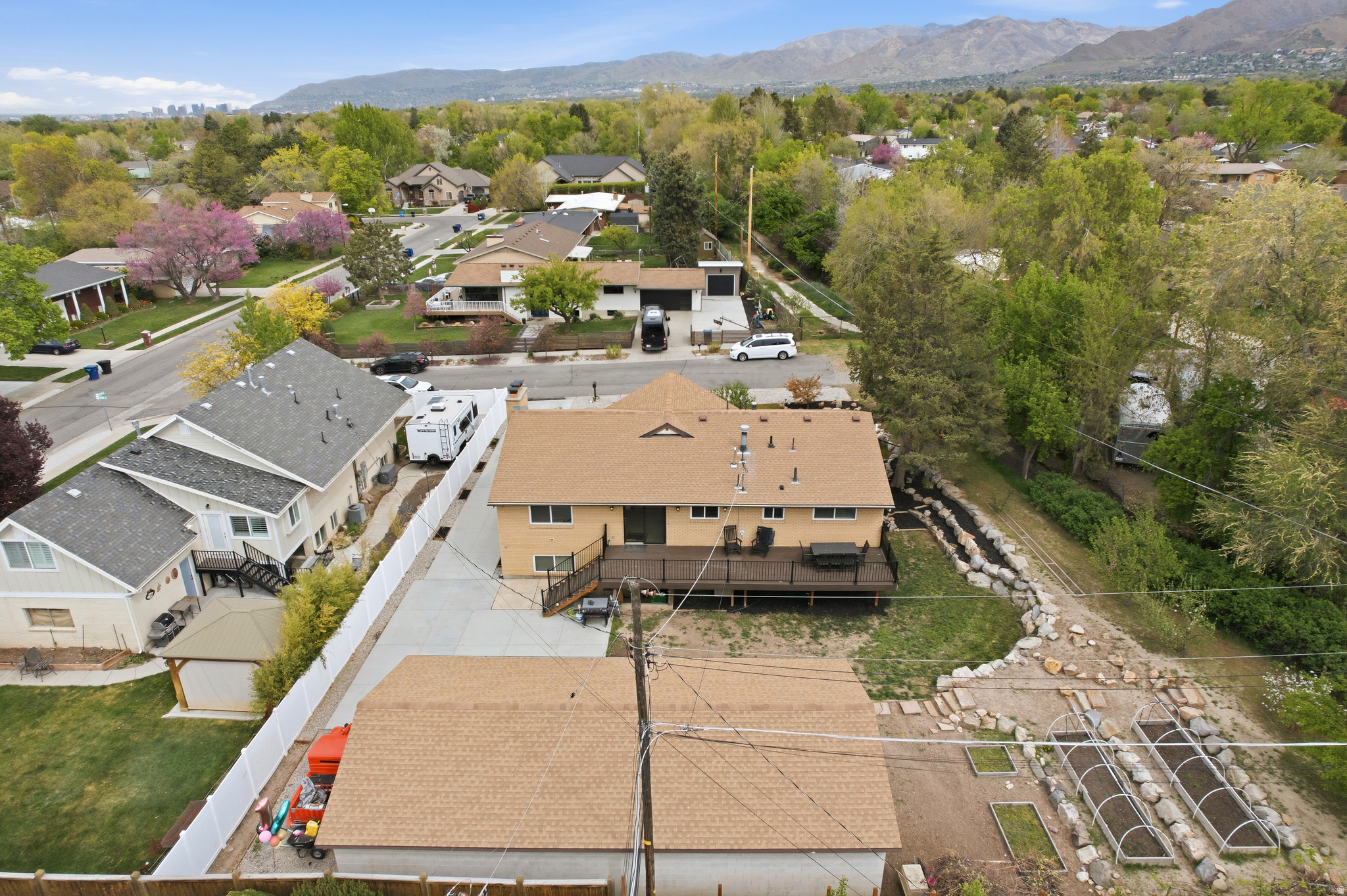 JACKSON HEIGHTS - Residential