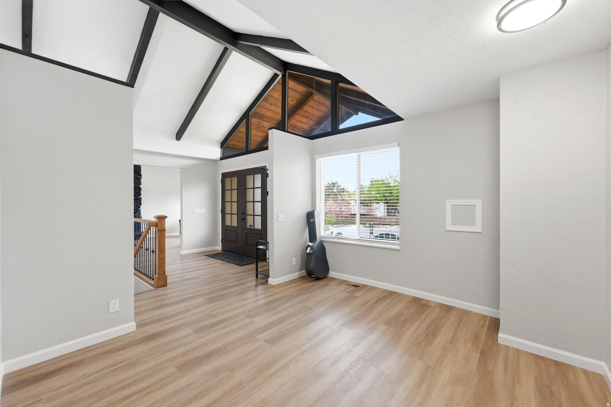 JACKSON HEIGHTS - Residential