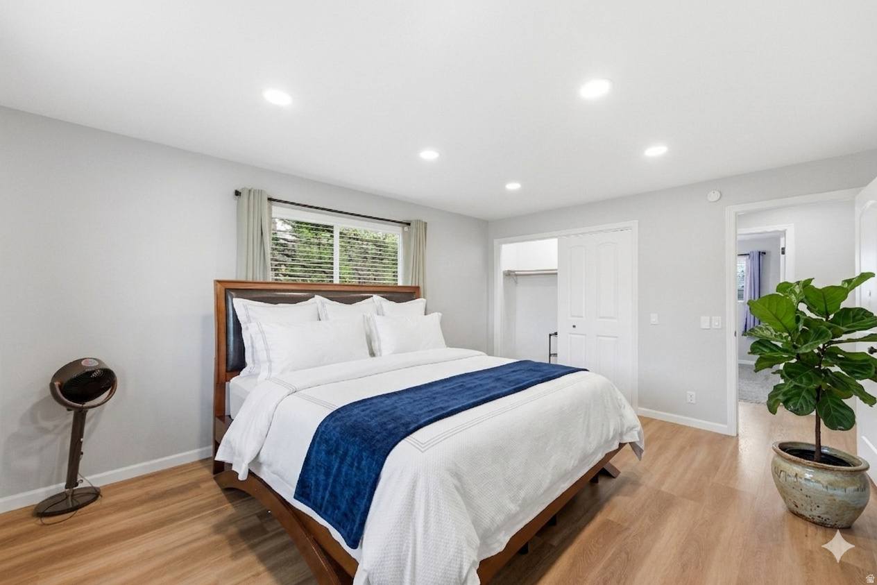 JACKSON HEIGHTS - Residential