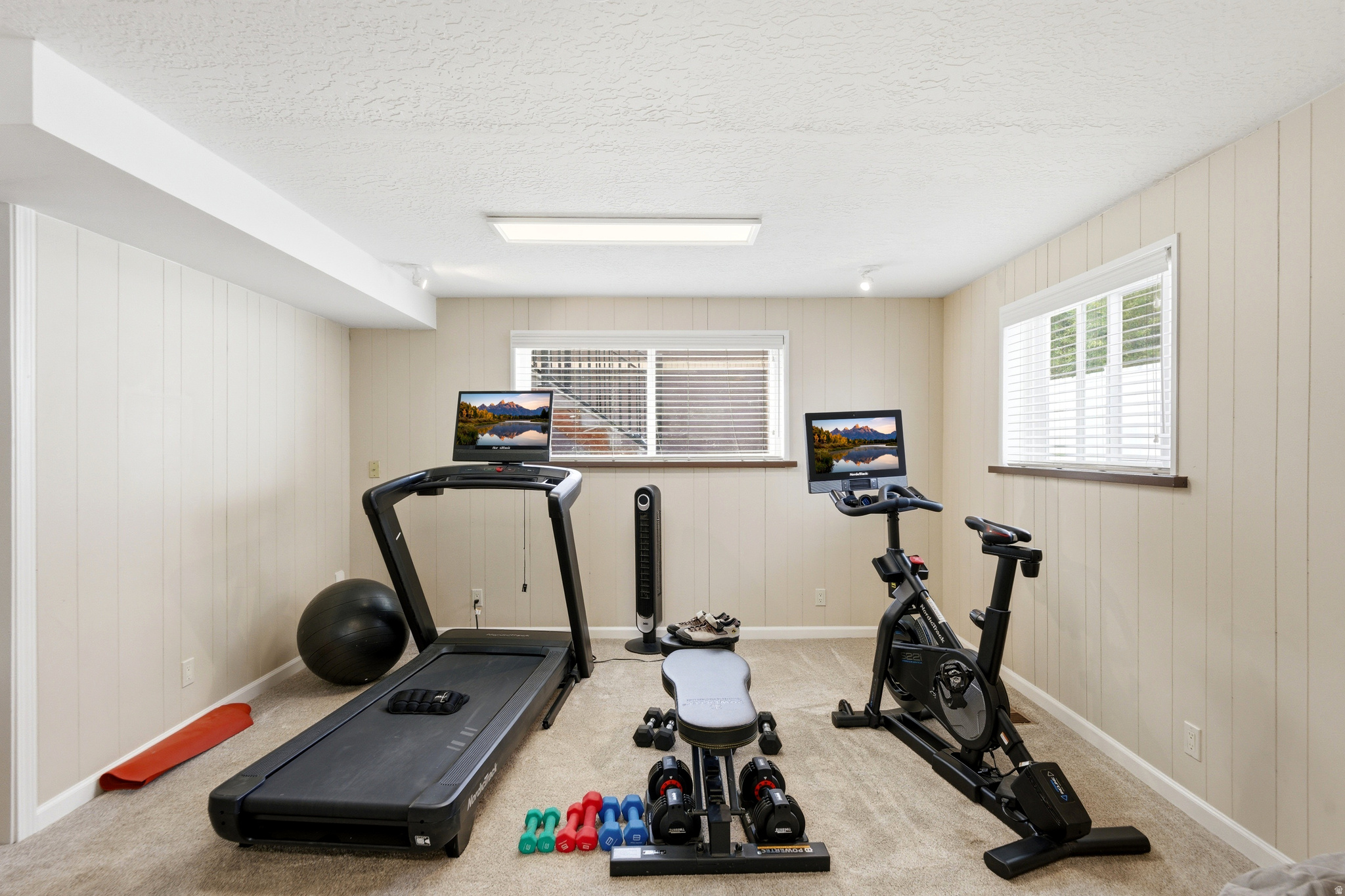 JACKSON HEIGHTS - Residential