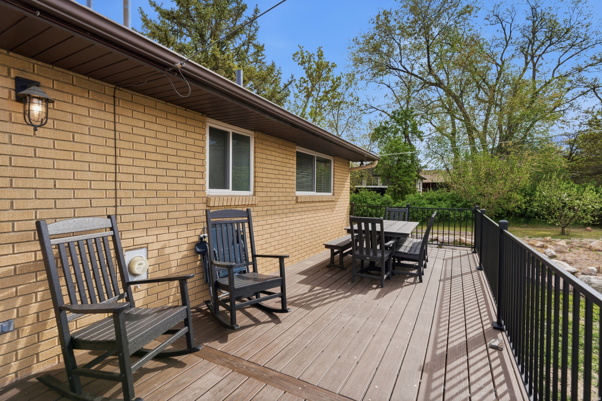 JACKSON HEIGHTS - Residential