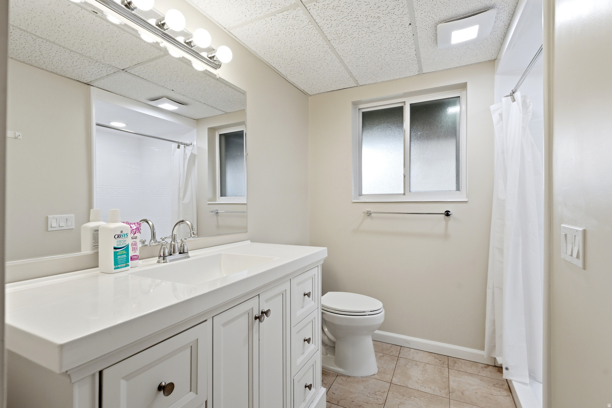 JACKSON HEIGHTS - Residential