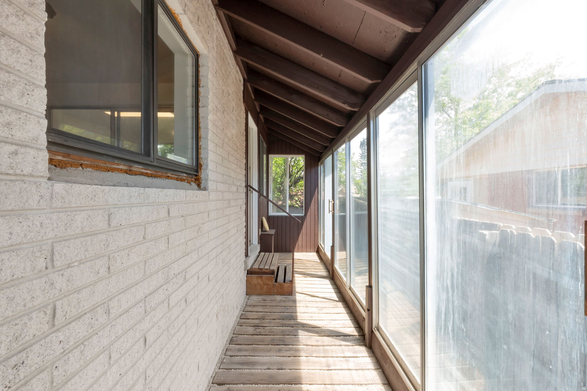 SUNDOWN NO 1 - Residential