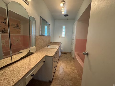 Tiny photo for 165 E 100 S, Smithfield, UT 84335 (MLS # 2151316)