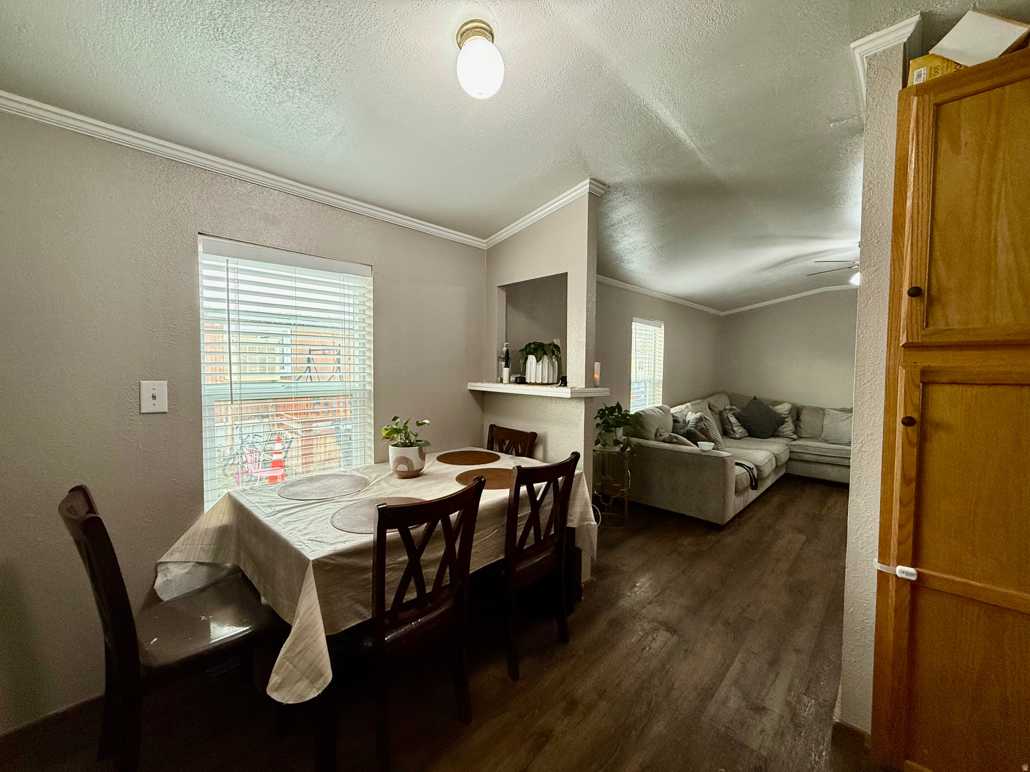 THE COVE MOBILE HOME - Residential