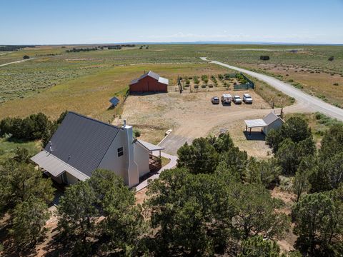 Photo of 684 W BLUE MOUNTAIN RIDGE, Monticello, UT 84535 (MLS # 2143654)