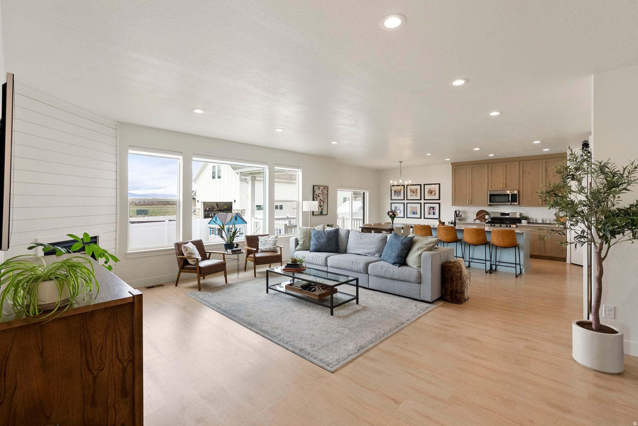 PHEASANT RUN - Residential