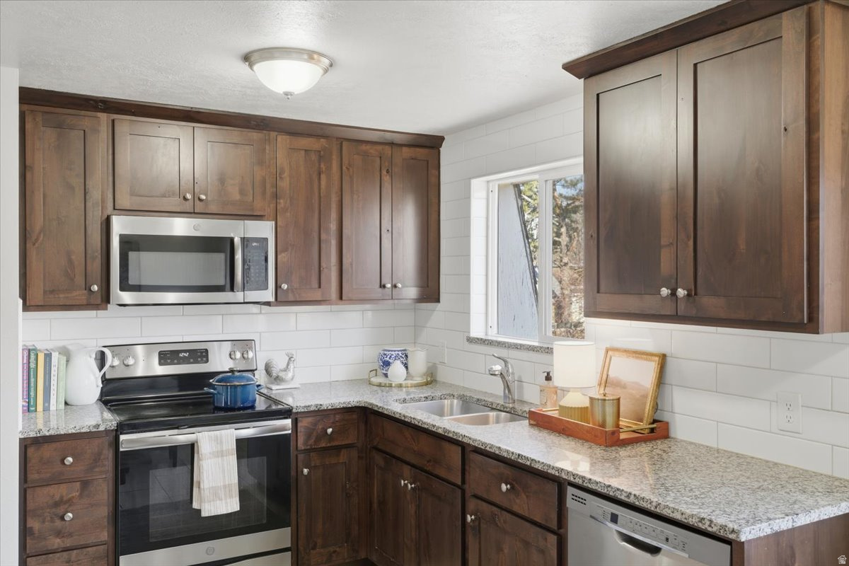 DIXIE VALLEY #5 - Residential