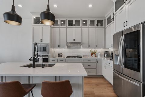 Tiny photo for 794 S MILLER AVE, North Salt Lake, UT 84054 (MLS # 2142548)