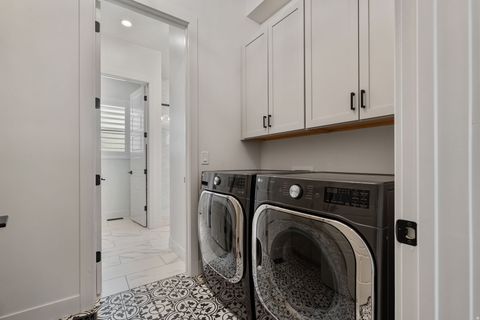 Tiny photo for 794 S MILLER AVE, North Salt Lake, UT 84054 (MLS # 2142548)