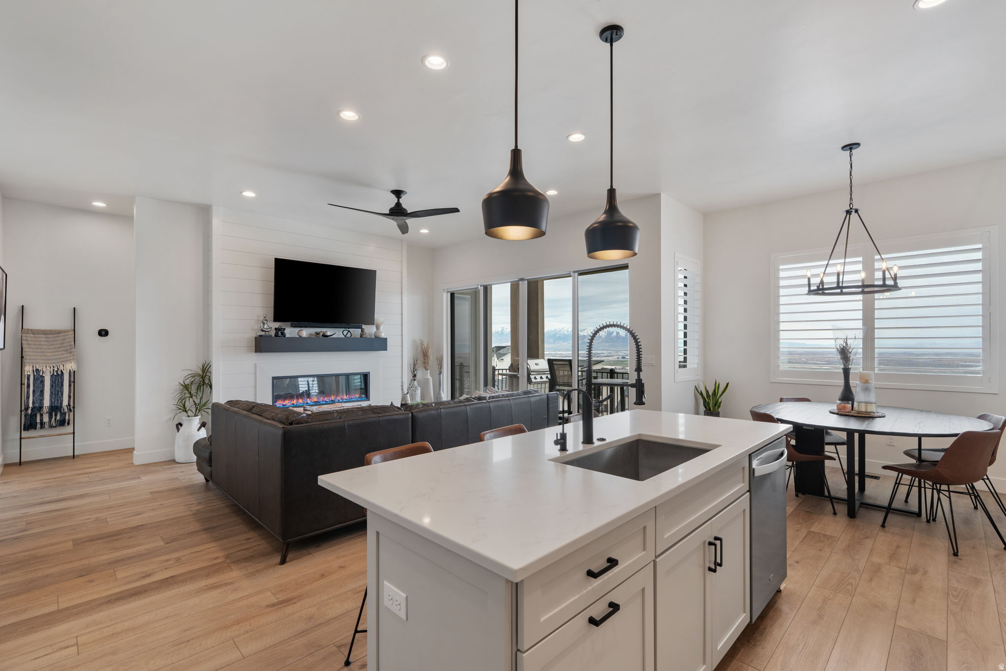 RIDGE SUB - Residential