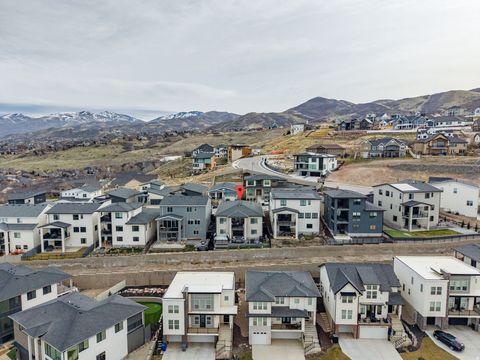 Tiny photo for 794 S MILLER AVE, North Salt Lake, UT 84054 (MLS # 2142548)