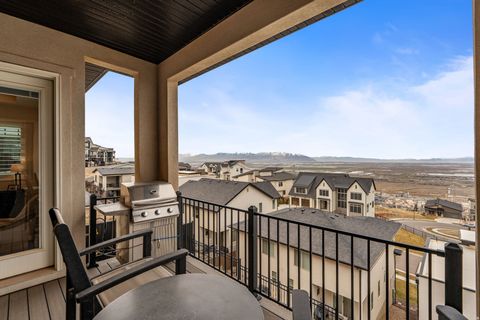 Tiny photo for 794 S MILLER AVE, North Salt Lake, UT 84054 (MLS # 2142548)