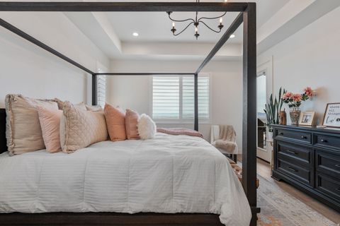 Tiny photo for 794 S MILLER AVE, North Salt Lake, UT 84054 (MLS # 2142548)