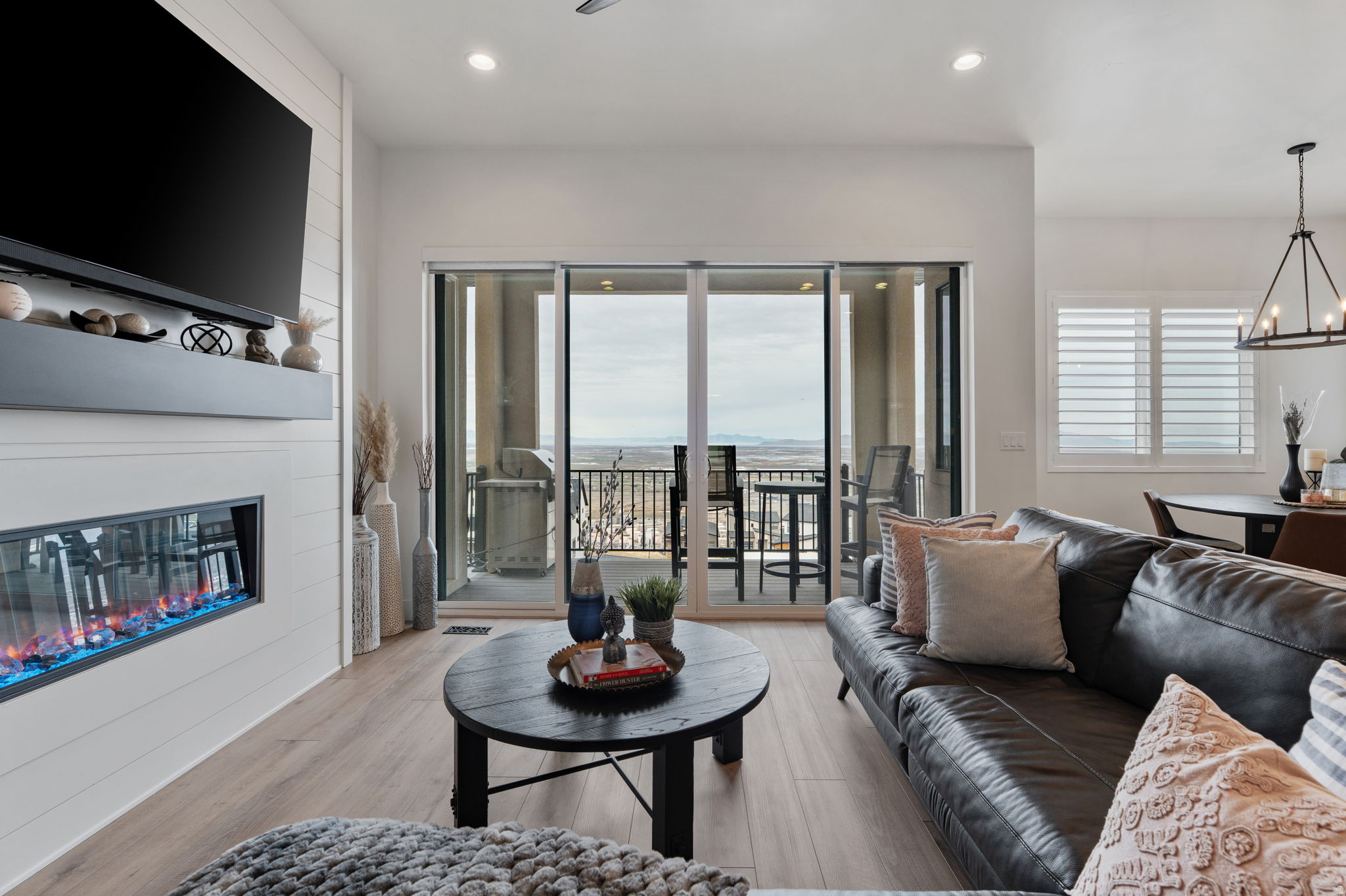 RIDGE SUB - Residential