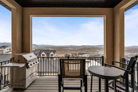 Tiny photo for 794 S MILLER AVE, North Salt Lake, UT 84054 (MLS # 2142548)